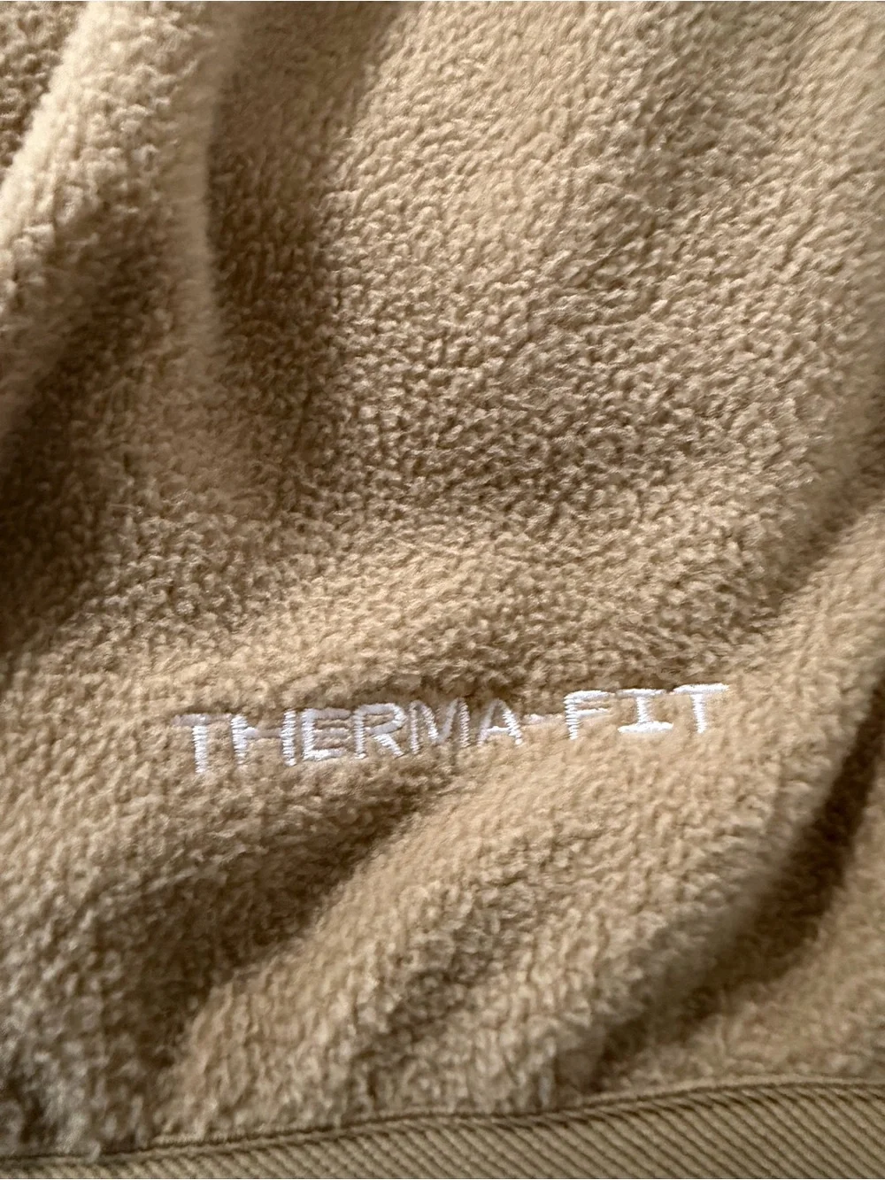 Nike Therma-Fit Beige Men’s Club Full Zip Winterized Vest Polyester Size XL NEW